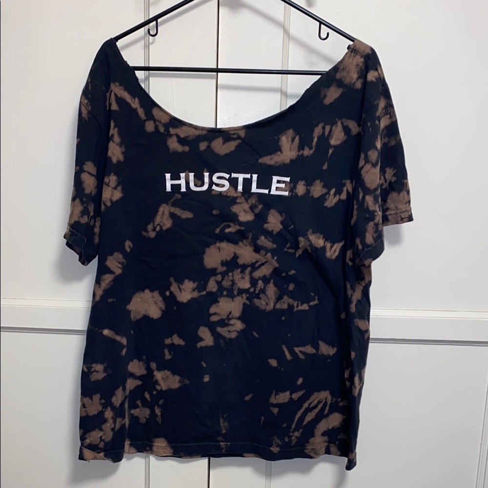 WXYZ Large Black relaxed scoop neck short sleeve Hustle graphic t-shirt